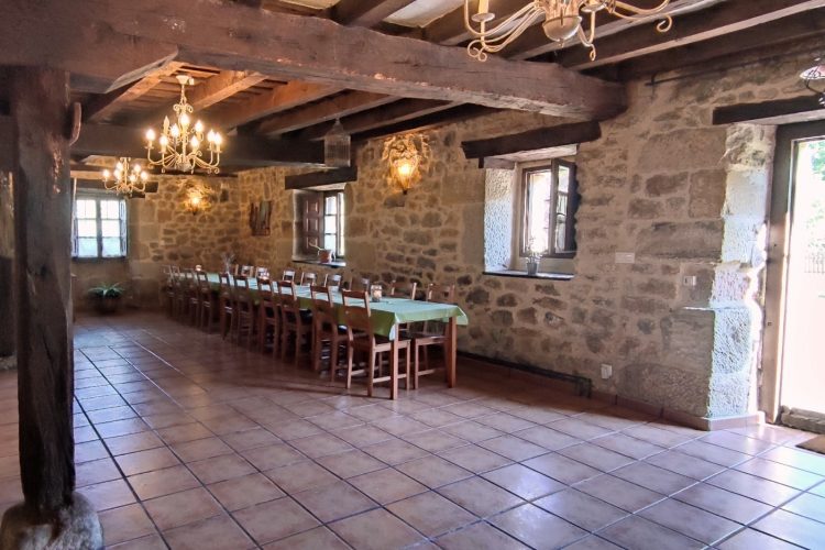 comedor casa rural La Toba
